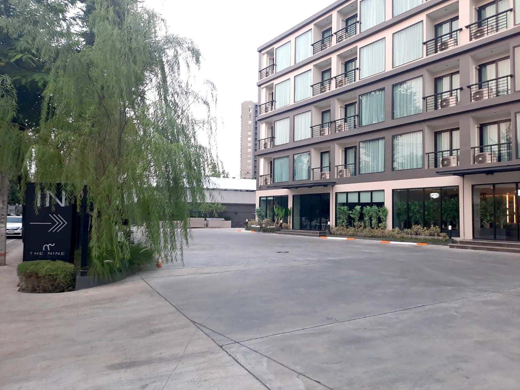 The 9 Residence Hotel Bangkok Exterior photo