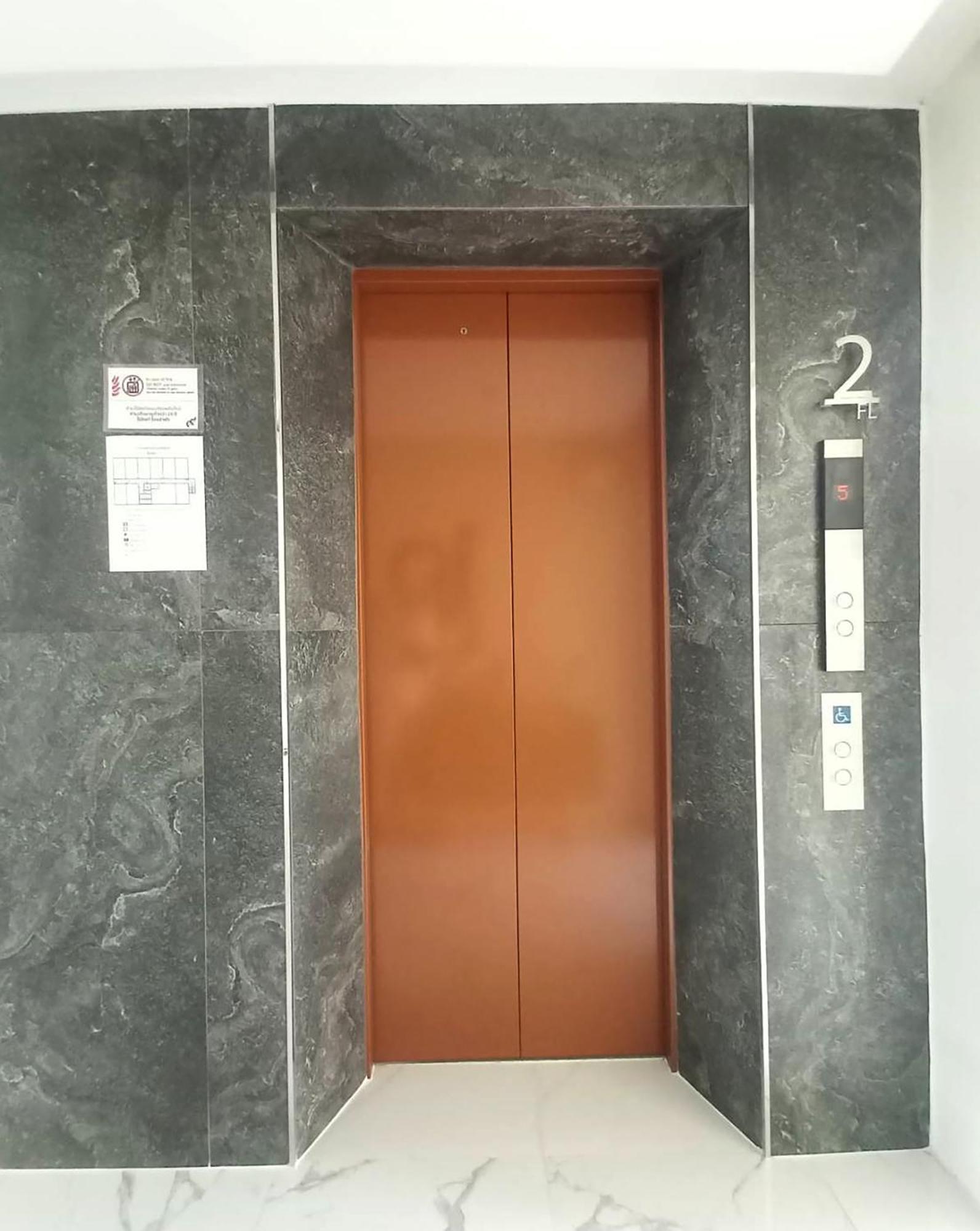 The 9 Residence Hotel Bangkok Exterior photo