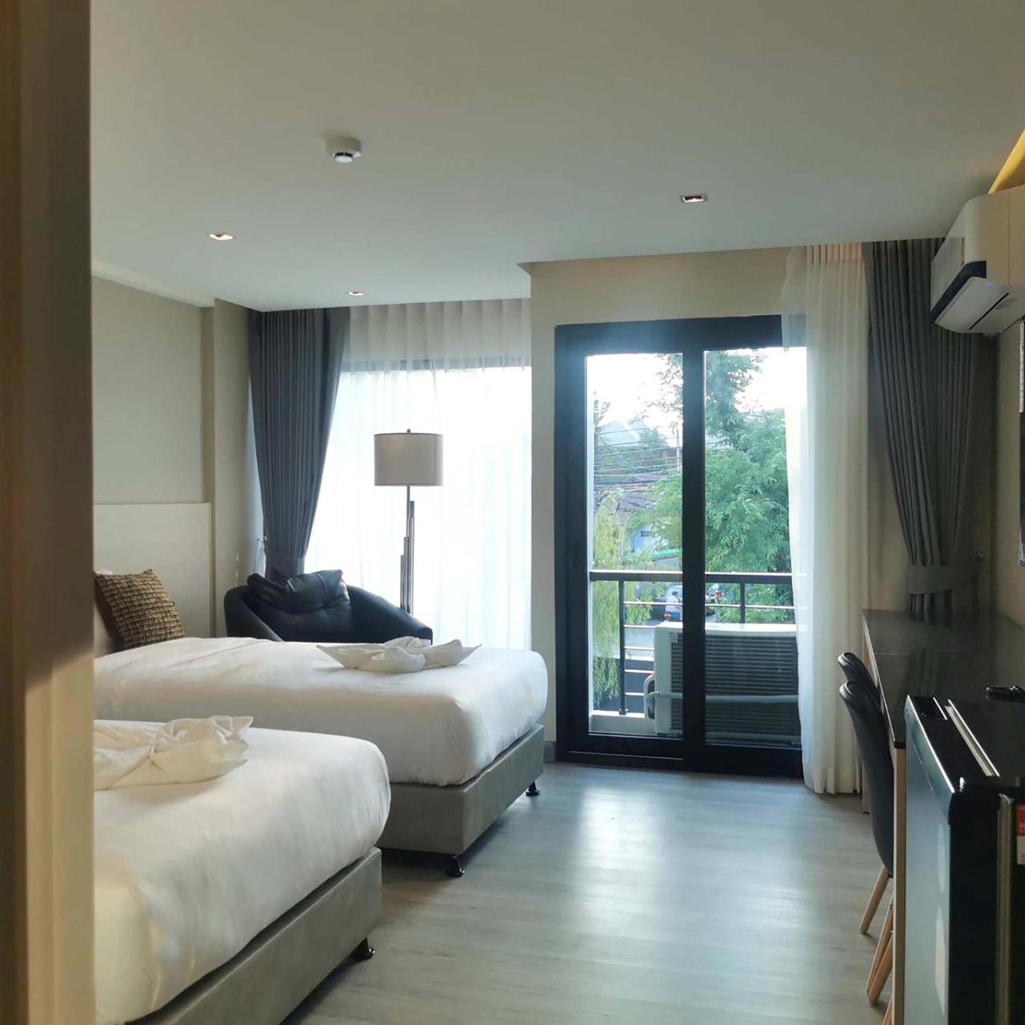 The 9 Residence Hotel Bangkok Exterior photo