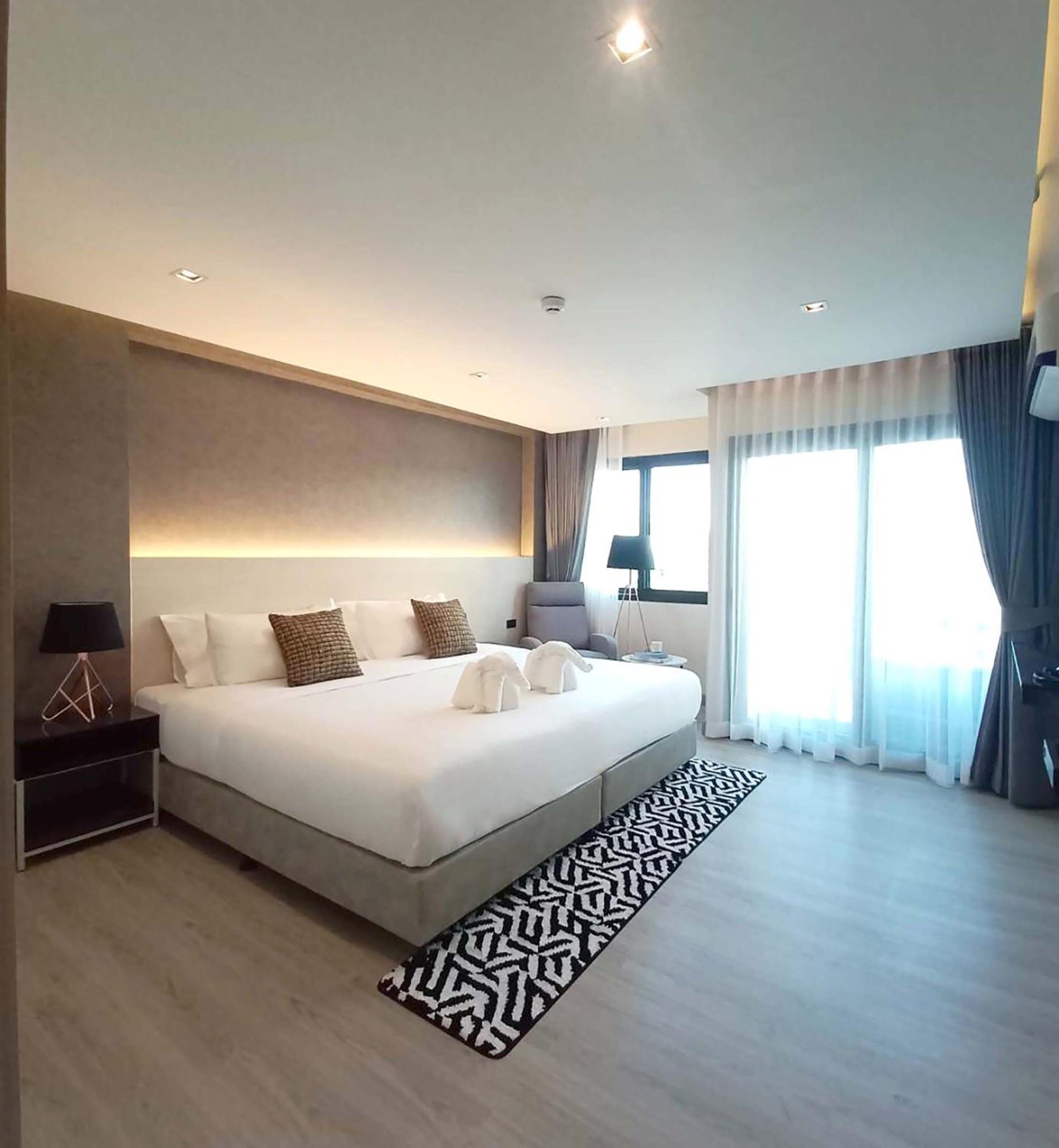 The 9 Residence Hotel Bangkok Exterior photo
